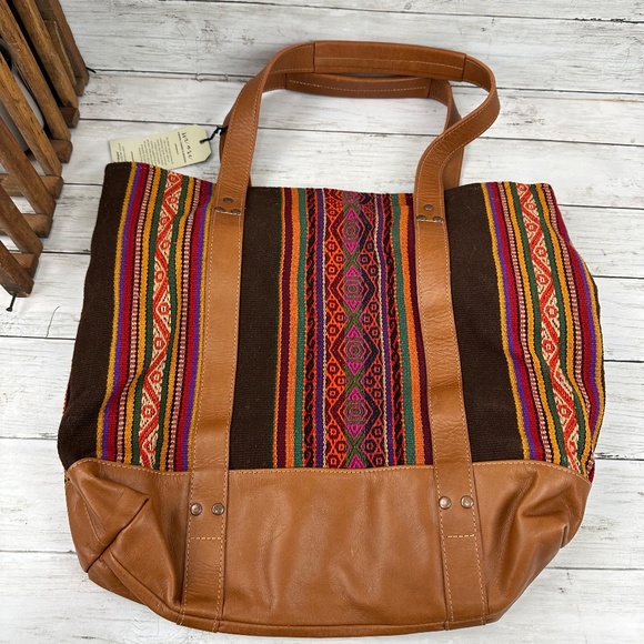 Into Finds Aztec Southwestern Purse‎ Bag NWT - Picture 4 of 8